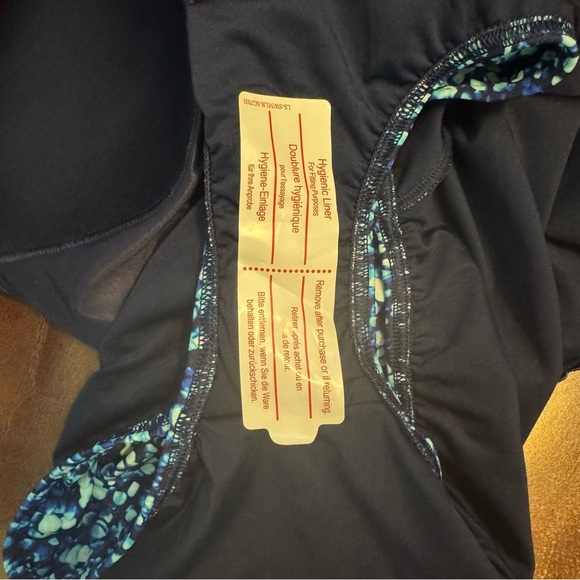 lands end tugless x back one piece swimsuit NWT - Picture 10 of 10